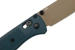 Benchmade Bugout 535FE-05 Crater Blue Grivory, Flat Dark Earth Cerakote, Couteau De Poche -Kai Soldes Boutique BE535FE 05 05 benchmade