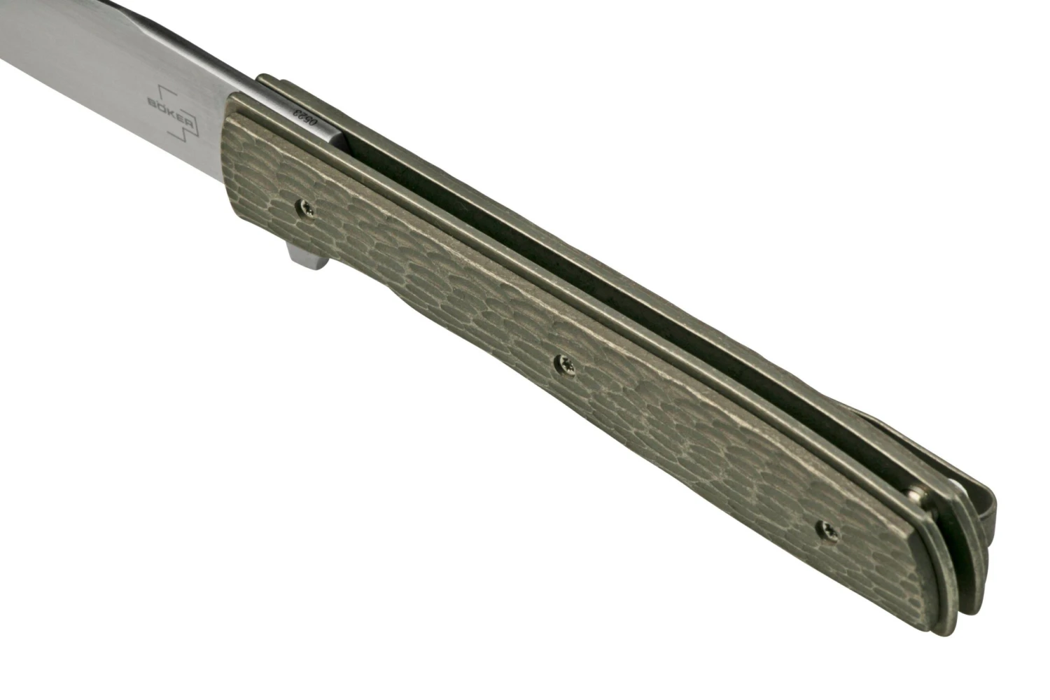 Böker Plus Urban Trapper Jigged Titanium, 01BO476 Couteau De Poche 6 Böker Plus Urban Trapper Jigged Titanium, 01BO476 Couteau De Poche – Image 4