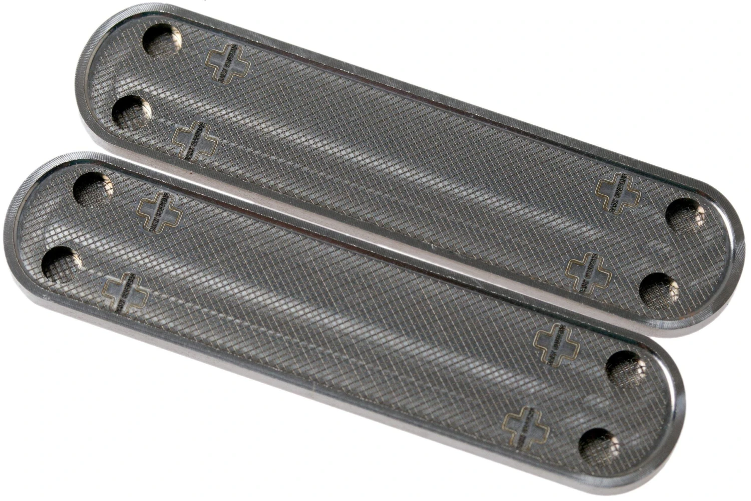 Daily Customs 58.2 Golfball Pattern, Titanium P10009496 Plaquettes Pour Victorinox 4 Daily Customs 58.2 Golfball Pattern, Titanium P10009496 Plaquettes Pour Victorinox – Image 2