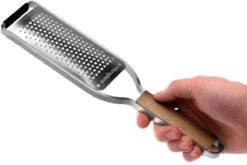 Microplane Master Grater Rasp Coarse #3, Grossière 43300 -Kai Soldes Boutique MP43300 04 microplane master grater mp43300 04