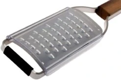 Microplane Master Grater Rasp Extra Coarse #5, Extra Grossière 43308 -Kai Soldes Boutique MP43308 03 microplane master grater mp43308 03