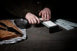 Shapton Glass Stone Set Pierres à Aiguiser 1000, 3000 Et 8000 Grit, 50508 11 Shapton Glass Stone Set Pierres à Aiguiser 1000, 3000 Et 8000 Grit, 50508 -Kai Soldes Boutique Shapton banner 1200x800 2