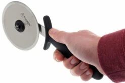 Triangle Coupe Pizza, Diamètre De La Lame: 10 Cm 10 Triangle Coupe Pizza, Diamètre De La Lame: 10 Cm -Kai Soldes Boutique TR505771007 04 triangle pizzasnijder tr505771007 04