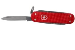 Victorinox Classic SD Alox Colours, Sweet Berry 0.6221.201G Couteau Suisse -Kai Soldes Boutique VT0 6221 201G 03 victorinox