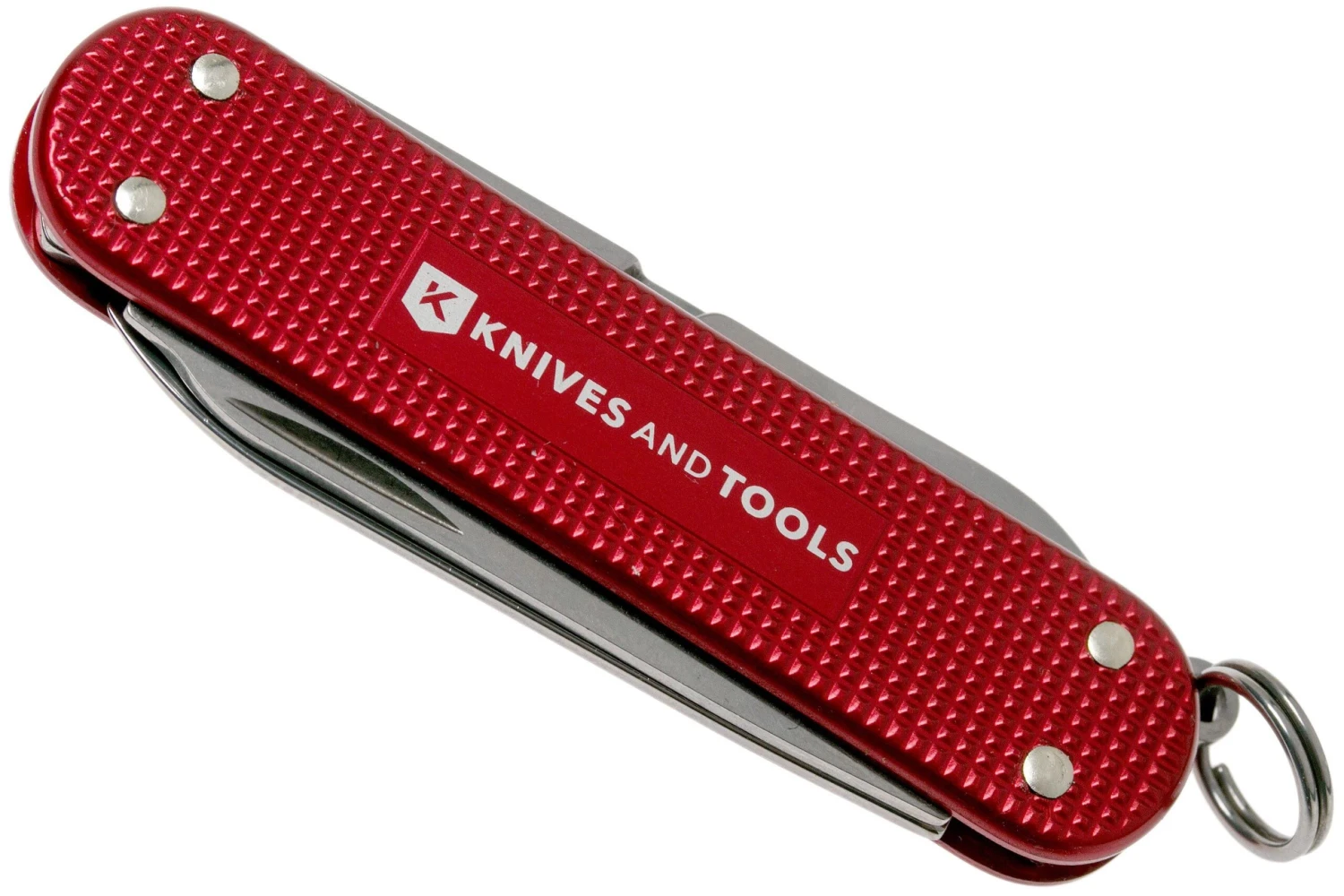 Victorinox Classic Alox Red 0.6221-20R4.KTE1 Knivesandtools Edition, Couteau Suisse 7 Victorinox Classic Alox Red 0.6221-20R4.KTE1 Knivesandtools Edition, Couteau Suisse – Image 5