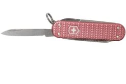 Victorinox Classic SD Precious Alox, Gentle Rose 0.6221.405G Couteau Suisse -Kai Soldes Boutique VT0 6221 405G 03 victorinox