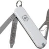 Victorinox Classic SD Colours, Falling Snow 0.6223.7G Couteau Suisse 2 Victorinox Classic SD Colours, Falling Snow 0.6223.7G Couteau Suisse -Kai Soldes Boutique VT0 6223 7G 01 victorinox