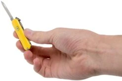 Victorinox Classic SD Jaune 0.6223.8 Couteau Suisse -Kai Soldes Boutique VT0 6223 8 05 victorinox