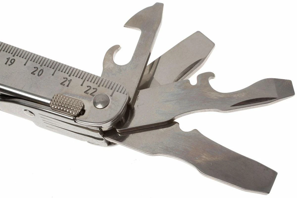 Victorinox SwissTool 3.03.23 Pince Multifonction, étui En Cuir 9 Victorinox SwissTool 3.03.23 Pince Multifonction, étui En Cuir – Image 7