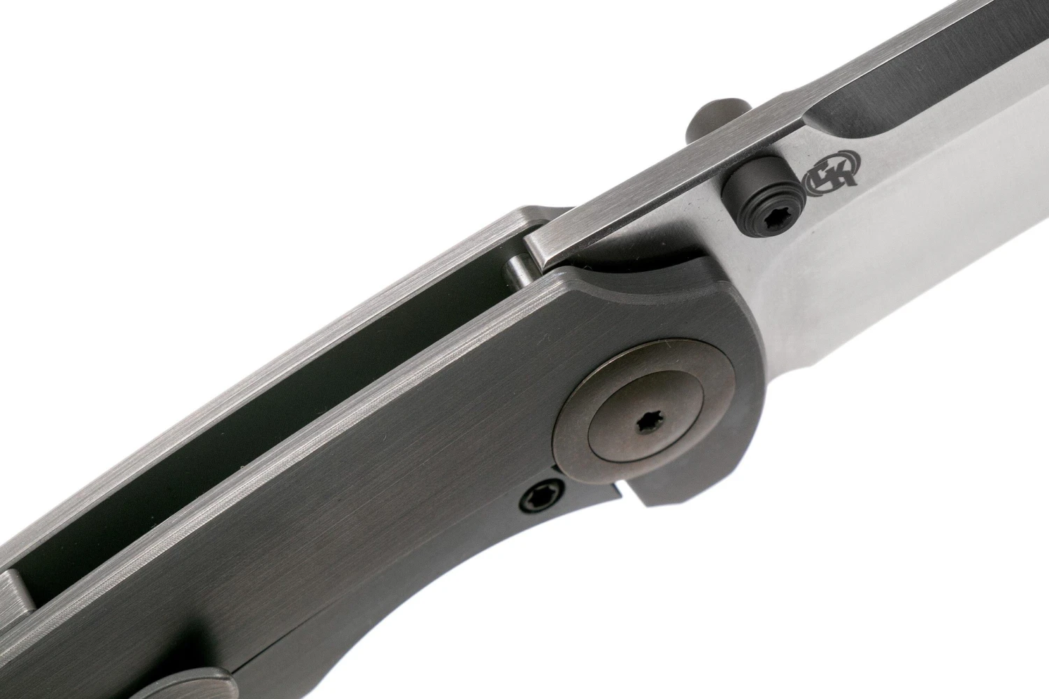 WE Knife Thug 2103A Satin, Gray Titanium Couteau De Poche, Matt Christensen Design 8 WE Knife Thug 2103A Satin, Gray Titanium Couteau De Poche, Matt Christensen Design – Image 6