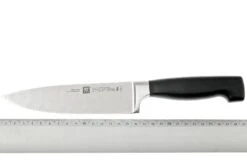 Zwilling J.A. Henckels - Four Star (4 Étoiles) Couteau De Chef 10 Zwilling J.A. Henckels - Four Star (4 Étoiles) Couteau De Chef -Kai Soldes Boutique ZW31071 160 04 zwilling 31071 160 4star koksmes d4